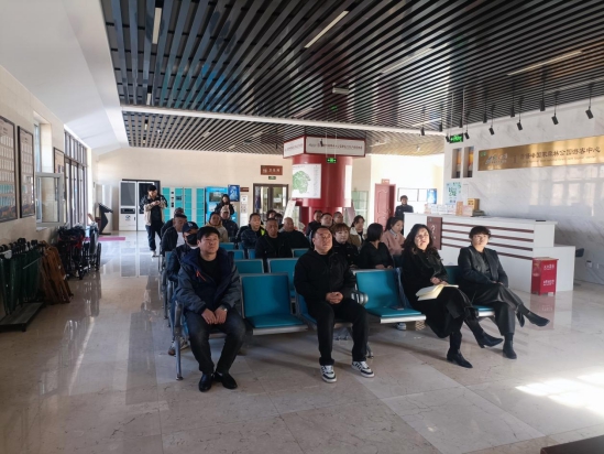 1743131790353861.jpg 磬锤峰景区开展2025年春季安全生产培训及森林消防演练172.jpg